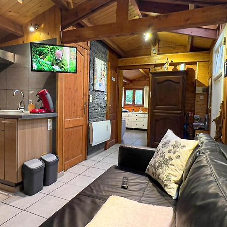 Au Chalet D'Isa Havelange Екстер'єр фото